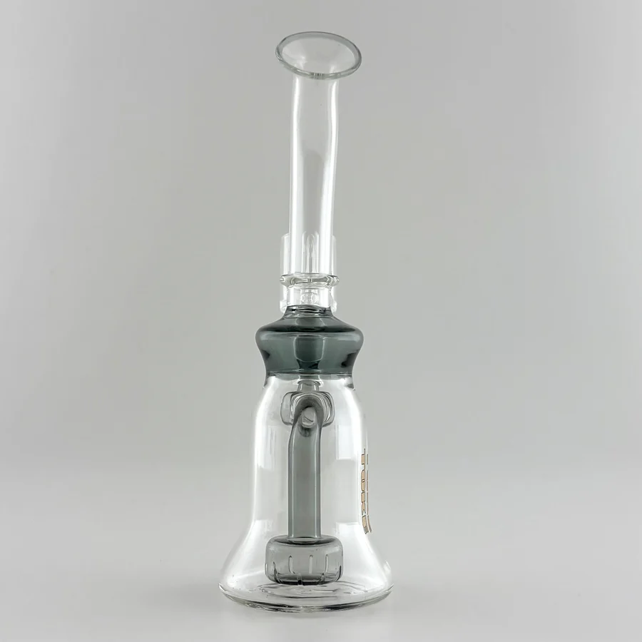8" Rig with Quartz Banger - Image 3
