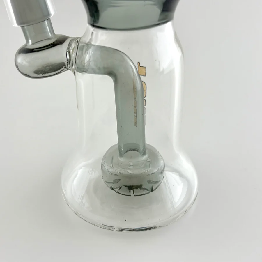 8" Rig with Quartz Banger - Image 8